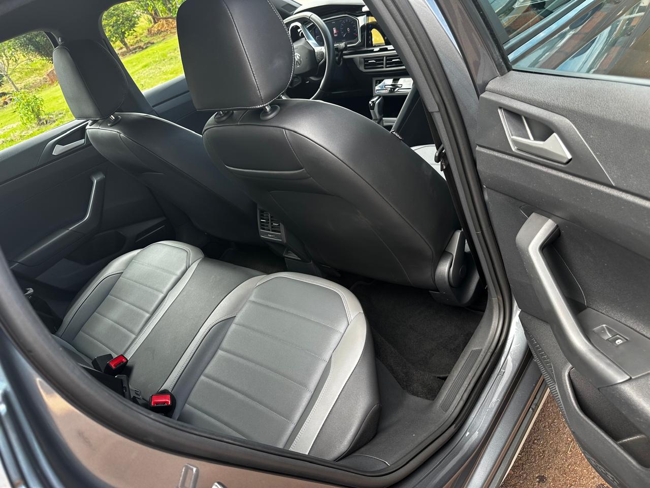 VW - VolksWagen Nivis 1,0 Tsi Highline / Confortline